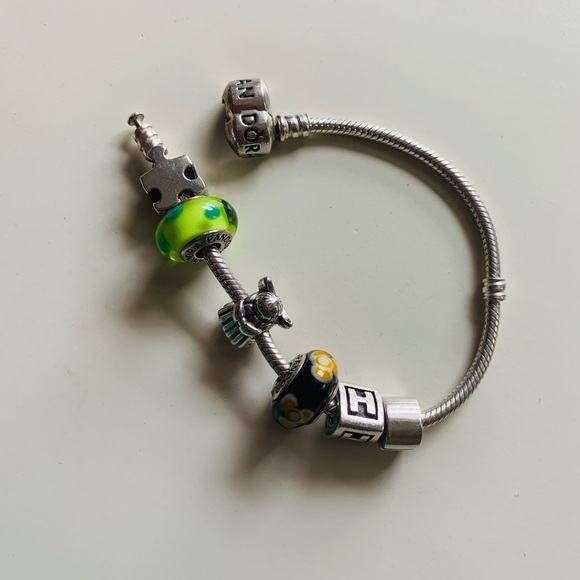 Pandora charm bracelet - Picture 7 of 12